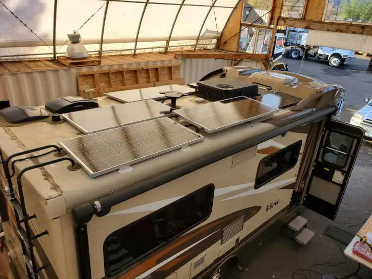 Solar inverter and charge controller setup